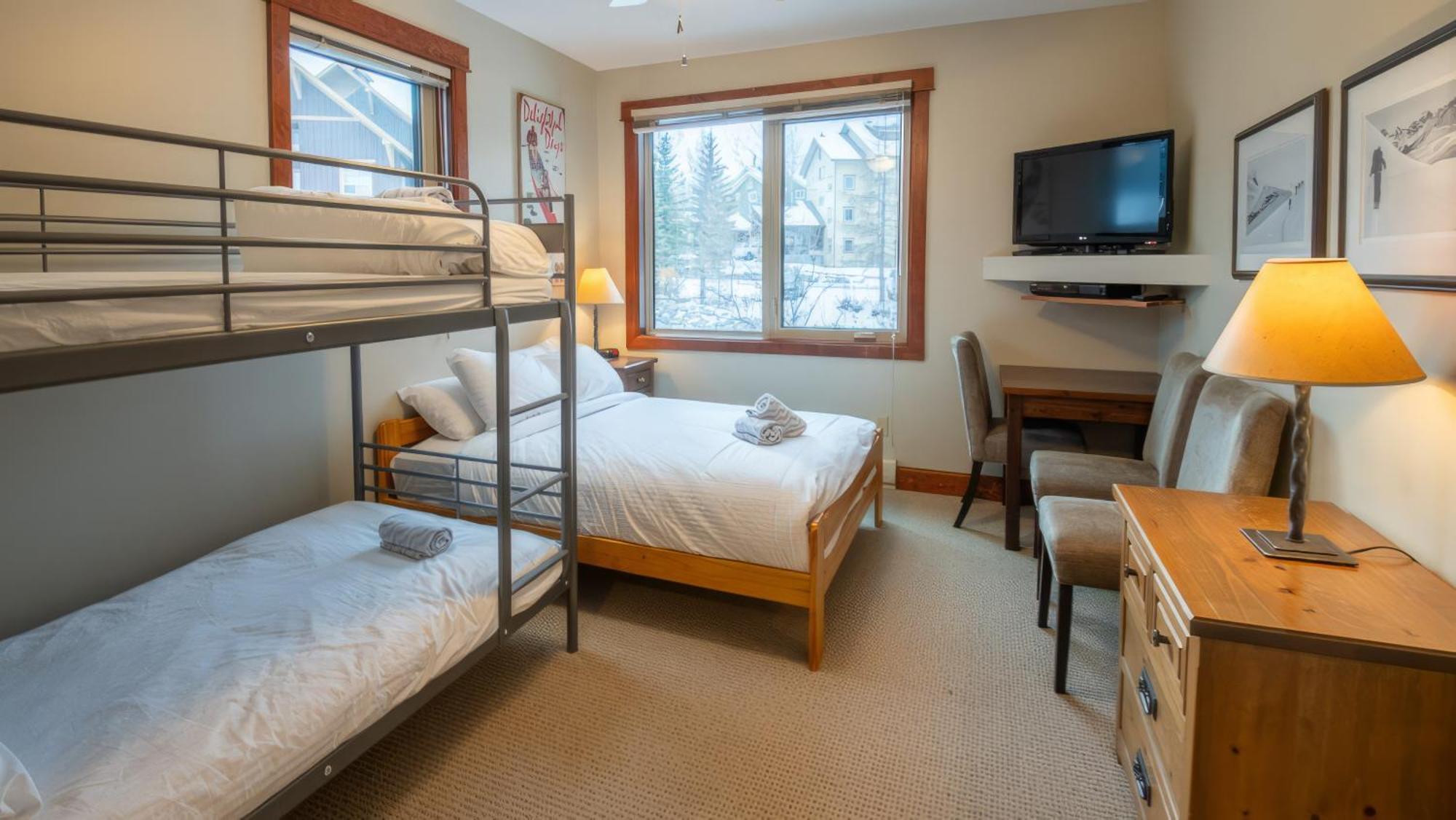 Timberline Lodges By Fernie Lodging Co Extérieur photo